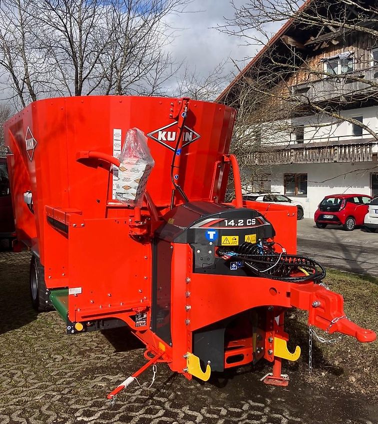 Kuhn Futtermischwagen Profile 14.2 CS