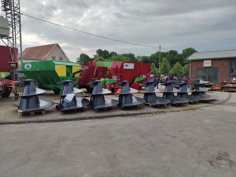 Vertikal- und Horizontalschnecken oder Schneckenwindungen für Mischwagen von Walker